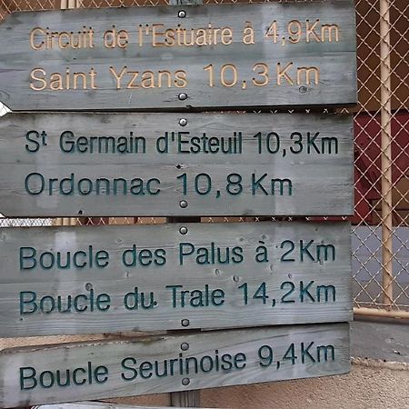 Chambres D'Hotes La Fontaine! Saint-Seurin-de-Cadourne Esterno foto